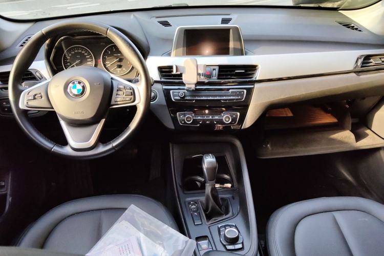 Used BMW X1 2016 sDrive18Li Premium Edition
