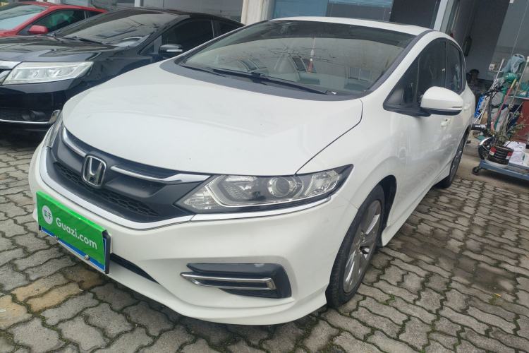 Used Honda Jade 2017 1.8L automatic Comfort version 5 seats