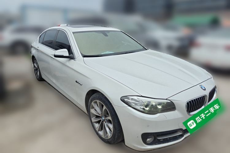 Used BMW 5 Series 2017 525Li Leading Model Front Right 45 Deg