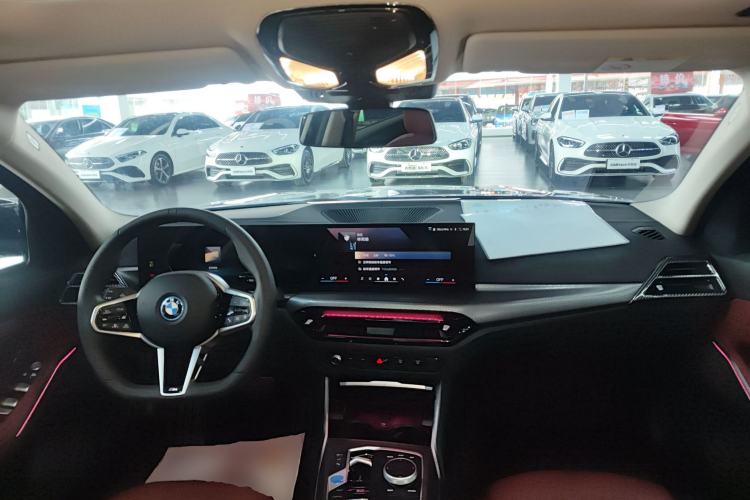 Used BMW i3 2025 eDrive 40 L Midnight Edition
