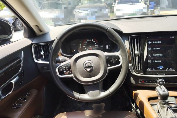 Used Volvo S90 2018 T4 Zhiyuan Edition Steering Wheel
