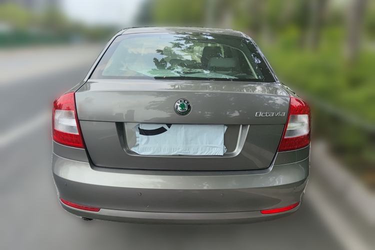 Used Skoda Octavia 2010 1.6L Automatic Eado Edition
