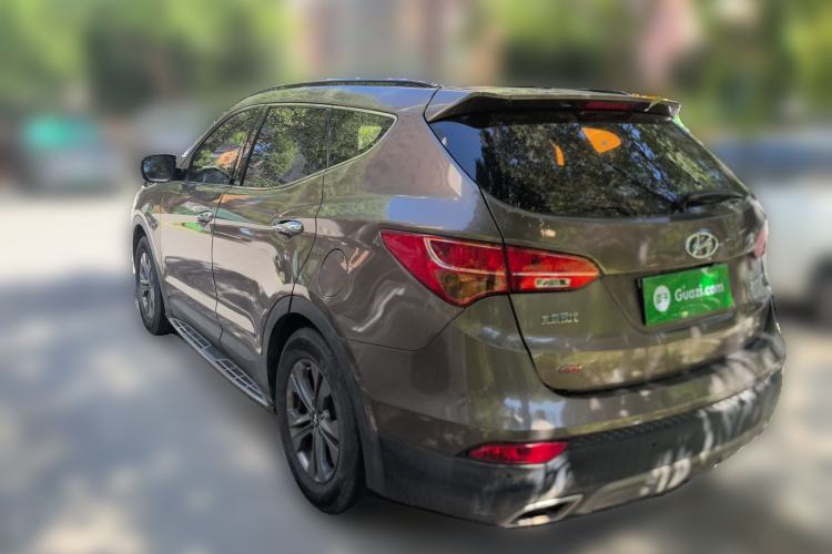 Used Hyundai Santa Fe 2013 2.4L Automatic Two-Wheel Drive Smart Version
