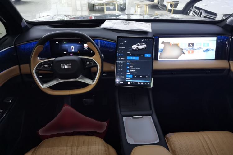 Used Geely Galaxy L7 2023 1.5T 115 km Starship Center Console