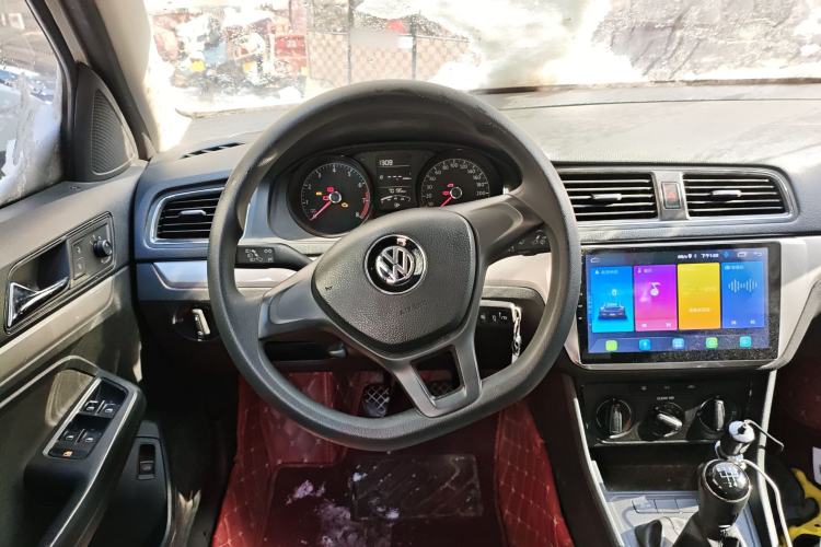 Used Volkswagen Lavida 2017 1.6L Manual Fashion Edition
