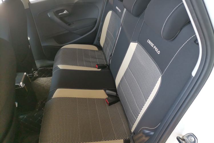 Used Volkswagen Polo 2016 1.4L Manual Fashion Model
