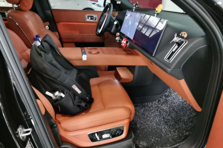 Used Li Auto L8 2025 Max Smart Refresh Edition Right Front Seat