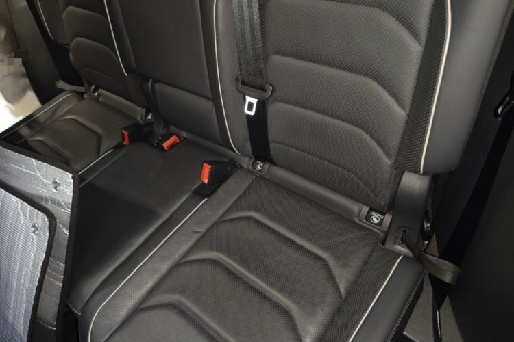 Used Volkswagen Tiguan L 2017 330TSI Automatic Two-Wheel Drive Flagship Edition Interior 4