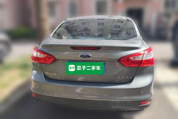 Used Ford Focus 2012 Sedan 1.6L Automatic Fashion Edition