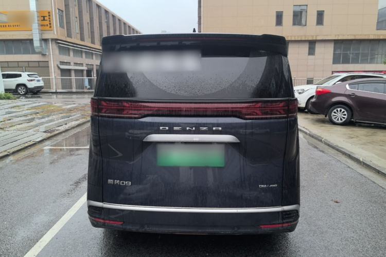 Used Denza D9 2022 DM-i 970 Four-Wheel Drive Flagship Model