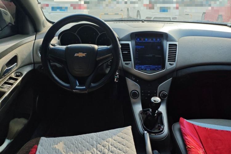 Used Chevrolet Cruze 2011 1.6L SE MT Transformers Edition