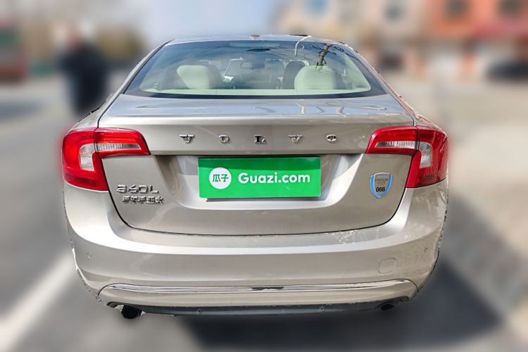 Used Volvo S60 2014 S60L 2.0T Zhiyuan Edition
