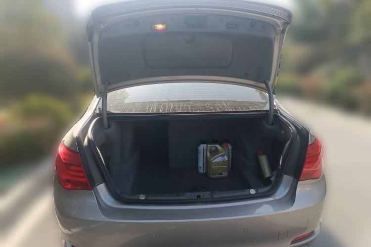 Used BMW 7 Series 2009 740Li Luxury Model Trunk