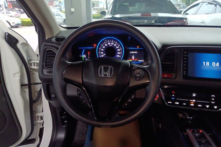 Used Everus VE-1 2021 Travel Edition Steering Wheel