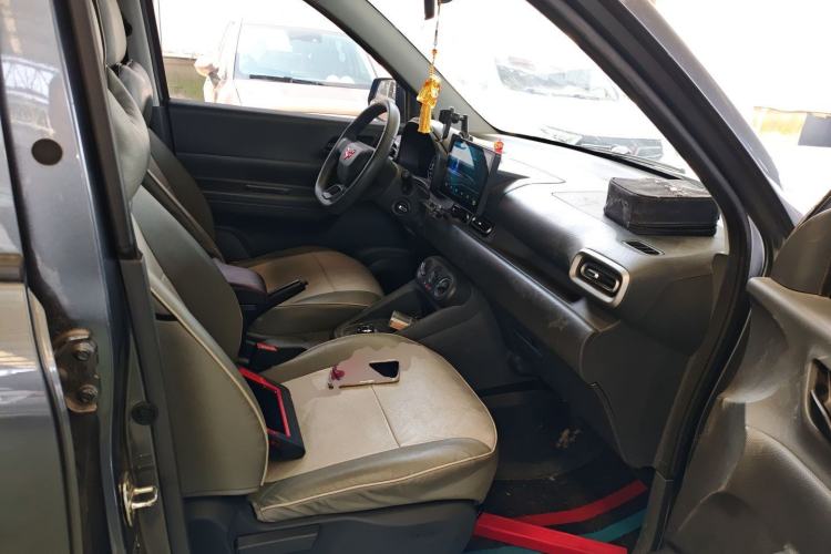 Used Wuling Hongguang New Energy 2024 All-Electric Model 300KM Practical Version