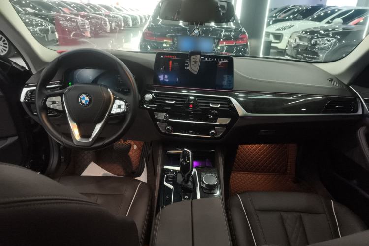 Used BMW 5 Series 2022 Second Facelift 525Li Luxury Package