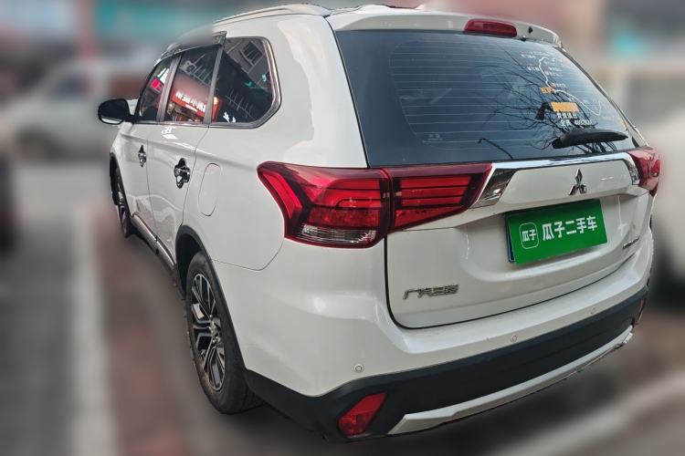 Used Mitsubishi Outlander 2018 2.4L 4x4 Elite Edition 5 Seats
