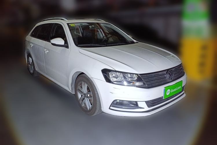 Used Volkswagen Gran Lavida 2017 230TSI DSG Comfort Edition Front Right 45 Deg