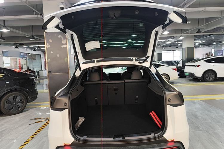 Used Tesla Model Y 2026 Rear-Drive Model
