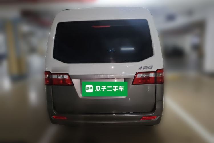 Used Jinbei Hiace X30 2024 1.5L Wealthy-Style Passenger Van 5/6/7 Seater