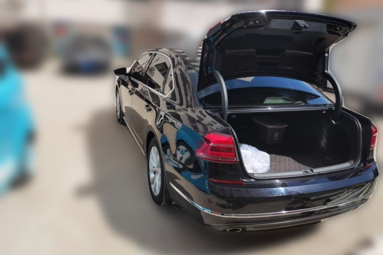 Used Volkswagen Passat 2016 330TSI DSG Prestige Edition Trunk