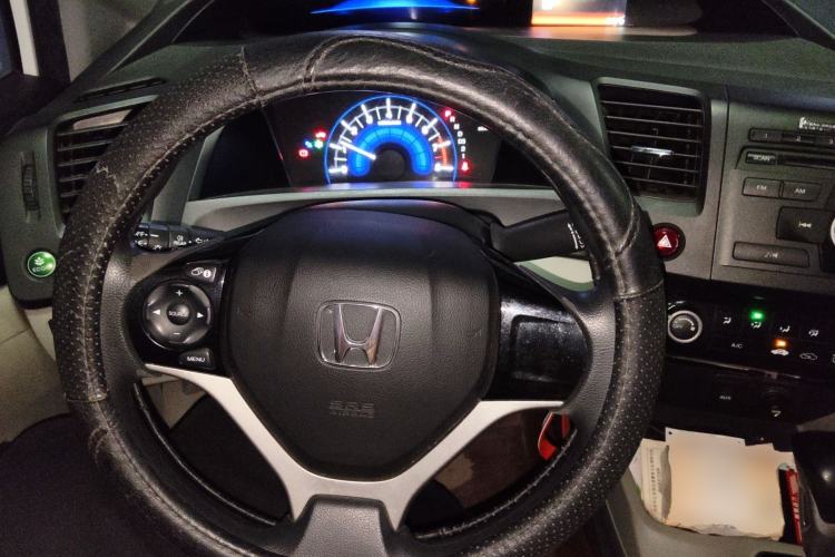 Used Honda Civic 2014 1.8L Automatic Classic Edition Steering Wheel