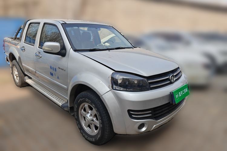 Used Great Wall Wingle 5 2013 2.0T European Version Two-Wheel Drive Elite Edition 6MT Compact Double-Cab GW4D20B
