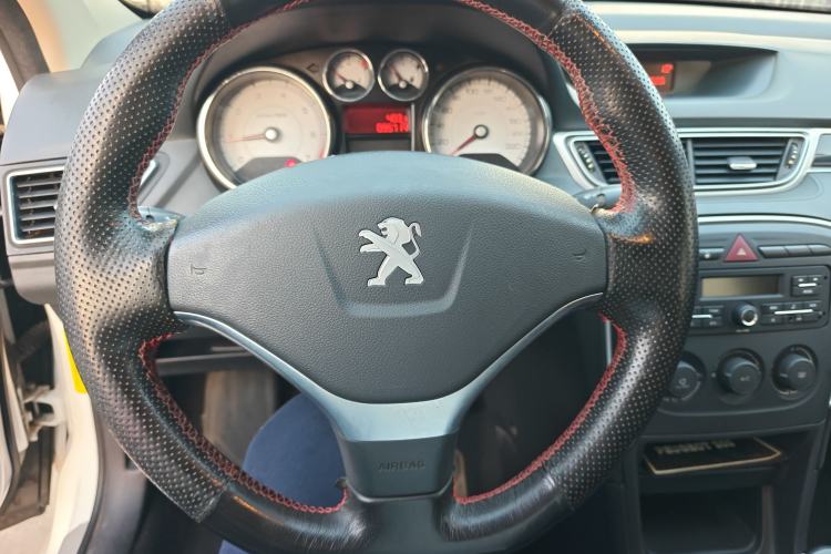 Used Peugeot 308 2014 Enjoy Edition Classic 1.6L Manual YouShang Model