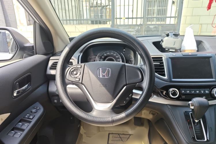Used Honda CR-V 2015 2.0L two-wheel drive Fashion Edition
