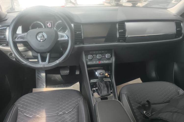 Used Skoda Kodiaq 2018 Facelifted TSI330 5-Seater Two-Wheel-Drive Comfort Edition
