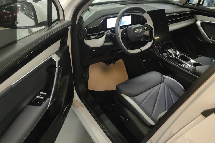 Used Geely Auto FX11 2023 1.5TD DCT Glory Edition