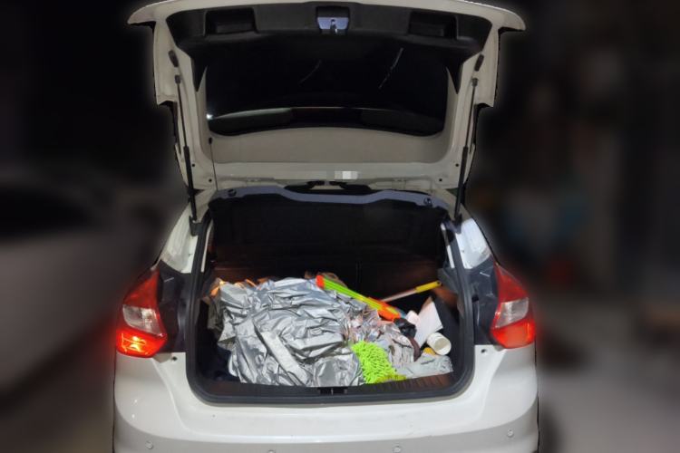 Used Ford Focus 2012 Hatchback 1.6L Automatic Comfort Model Trunk