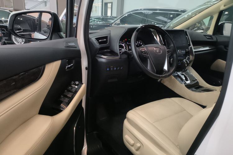 Used Toyota Vellfire 2023 Crown Dual-Engine 2.5L HV Ultimate Edition