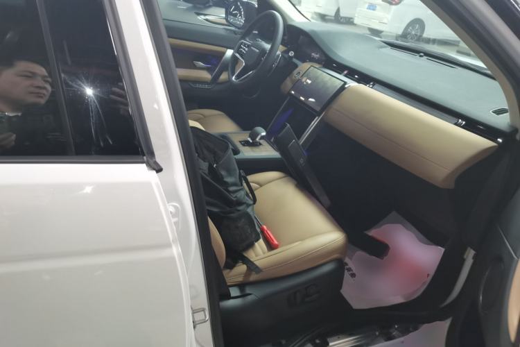 Used Land Rover Discovery Sport 2024 Performance Tech Edition
