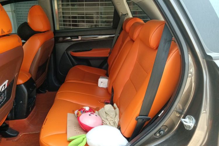 Used Kia Sorento 2013 2.4L 5-Seater Gasoline Comfort Version China IV Standard
