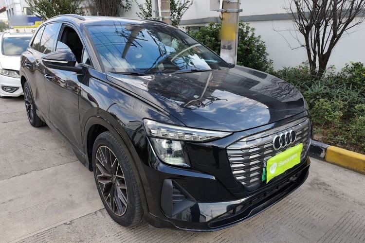 Used Audi Q5 e-tron 2022 40 e-tron Starlight Edition Mech Kit
