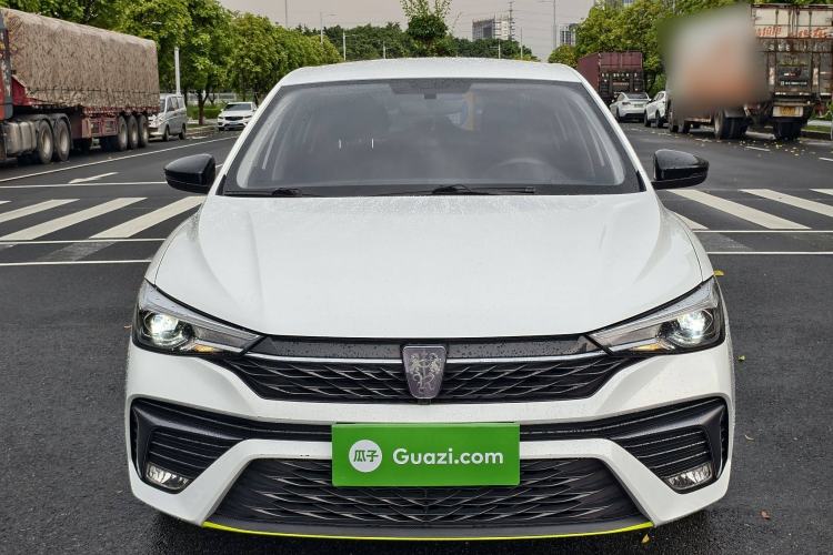 Used Roewe i5 2021 1.5L Manual Platinum Edition
