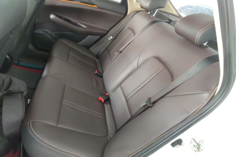 Used CHANGAN Eado DT 2019 1.6L Automatic Smart Enjoyment Model China VI Standard Left Rear Seat