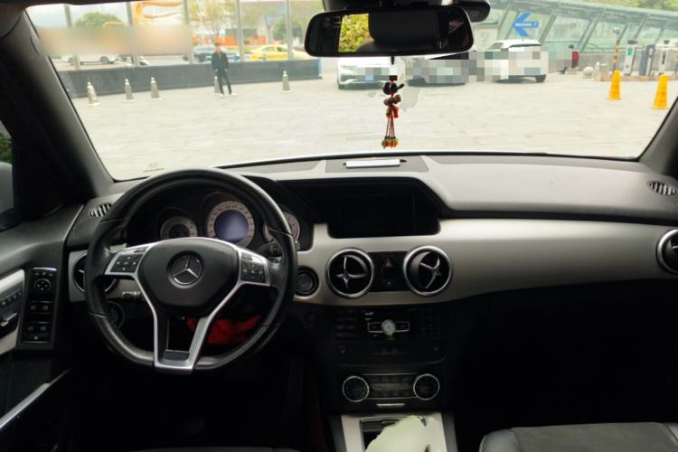 Used Mercedes-Benz GLK-Class 2015 GLK 300 4MATIC Fashion Edition Ultimate Version
