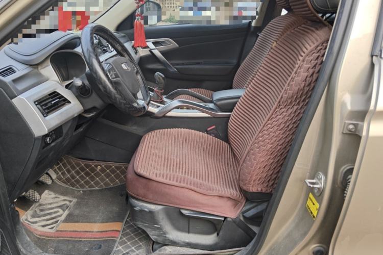 Used Geely Auto Emgrand X7 Sport 2016 2.0L Manual Smart Connect Version Left Front Seat