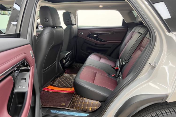 Used Land Rover Range Evoque 2021 Range Rover Velar L 249PS R-Dynamic First Edition Interior 5