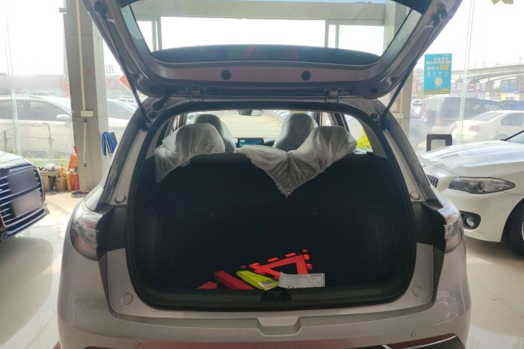 Used Geely Galaxy Geome 2026 Model 310km Youth Edition Trunk