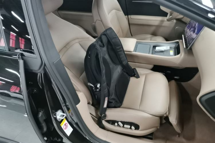 Used Avatr 12 2026 Ultra Pure-Electric All-Wheel-Drive Version Right Front Seat