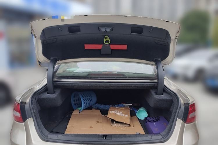 Used Geely Auto Emgrand GT 2016 2.4L Zunya Model
