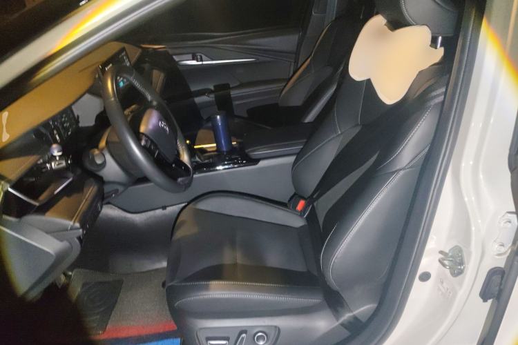 Used Toyota Camry 2024 Dual-Motor 2.0HS Sport Edition Left Front Seat