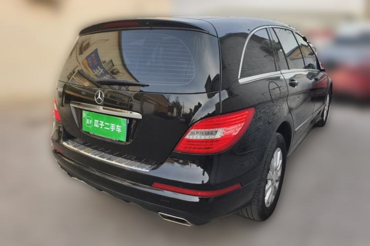 Used Mercedes-Benz R-Class 2011 R 300 L Business Model Rear Right 45 Deg