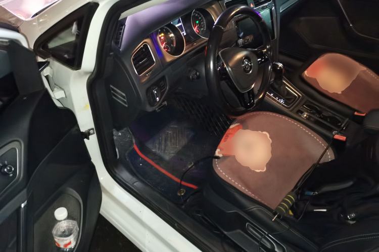 Used Volkswagen Golf 2016 1.6L Automatic Comfort Model Driver Seat