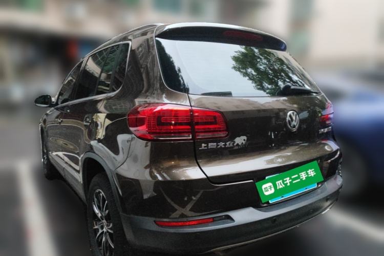 Used Volkswagen Tiguan 2015 1.8TSI Automatic Two-Wheel Drive Luxury Model Rear Left 45 Deg