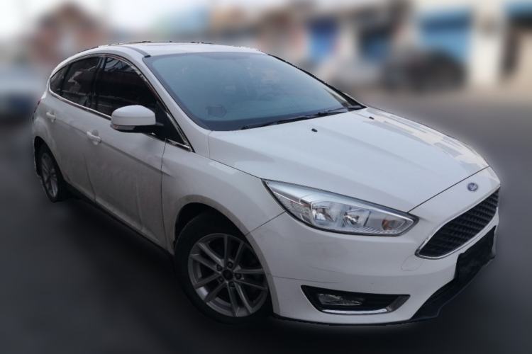 Used Ford Focus 2015 Hatchback EcoBoost 125 Automatic Supreme Style Edition