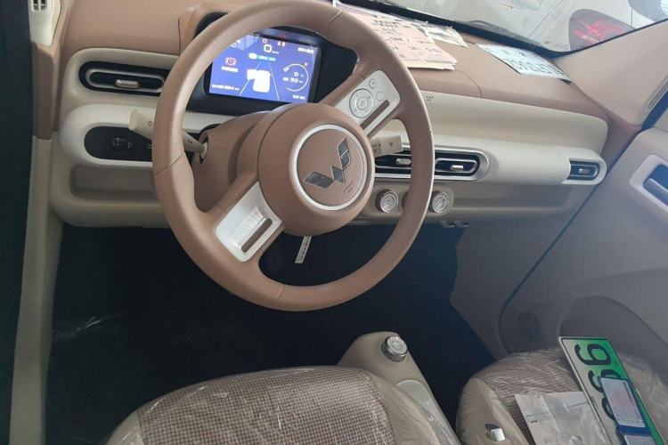 Used Wuling Hongguang MINIEV 2024 3rd Generation 215km Youth Edition